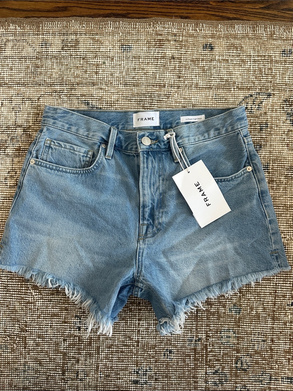 FRAME Le Super High Short Size 28